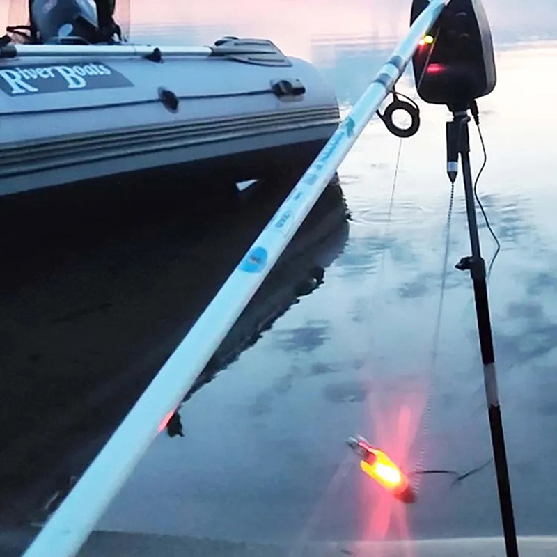 잉어 낚시용 LED 라이트 알람 장치, 잉어 낚시 장비 - Fishing Equipment Jet 리뷰 및 가격